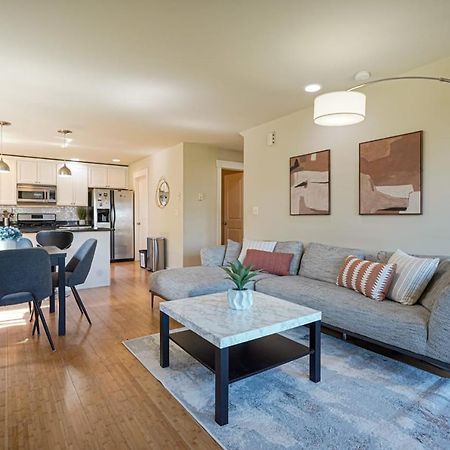 Stylish North Seattle Townhouse- Dual Master Suites 外观 照片
