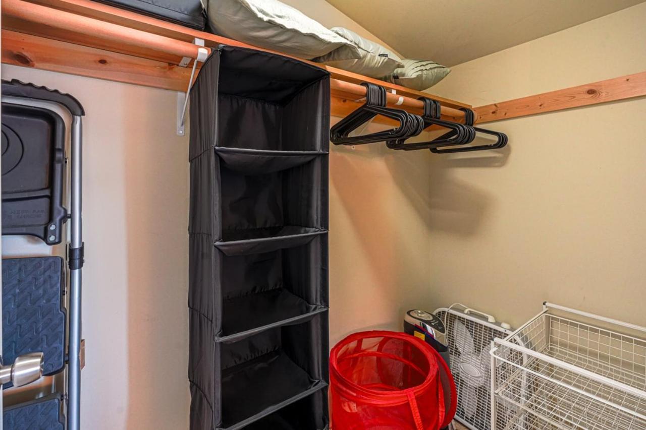 Stylish North Seattle Townhouse- Dual Master Suites 外观 照片